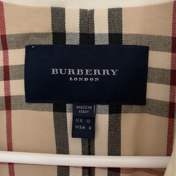Gorgeous Bright White Burberry Suit Jacket Mint Condition Size 8 - Picture 2 of 6